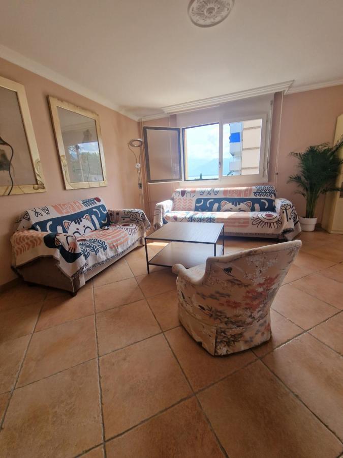 Grand 4-8 Personnes * Montreux